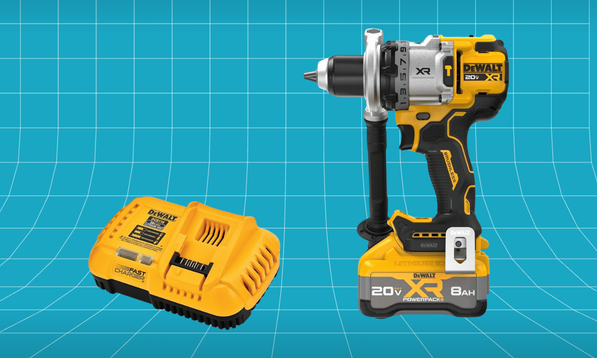 DEWALT 20V MAX XR Brushless Cordless Hammer Drill Kit (DCD1007WW1)