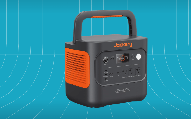 Jackery Explorer 2000 v2 Portable Power Station