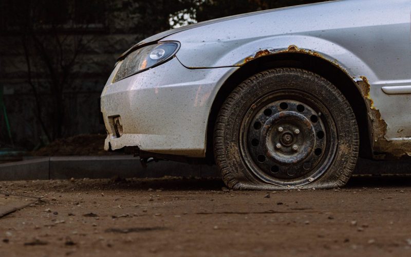 How to Fix a Flat Tire on the Side of the Road (Inflator + Sealant)