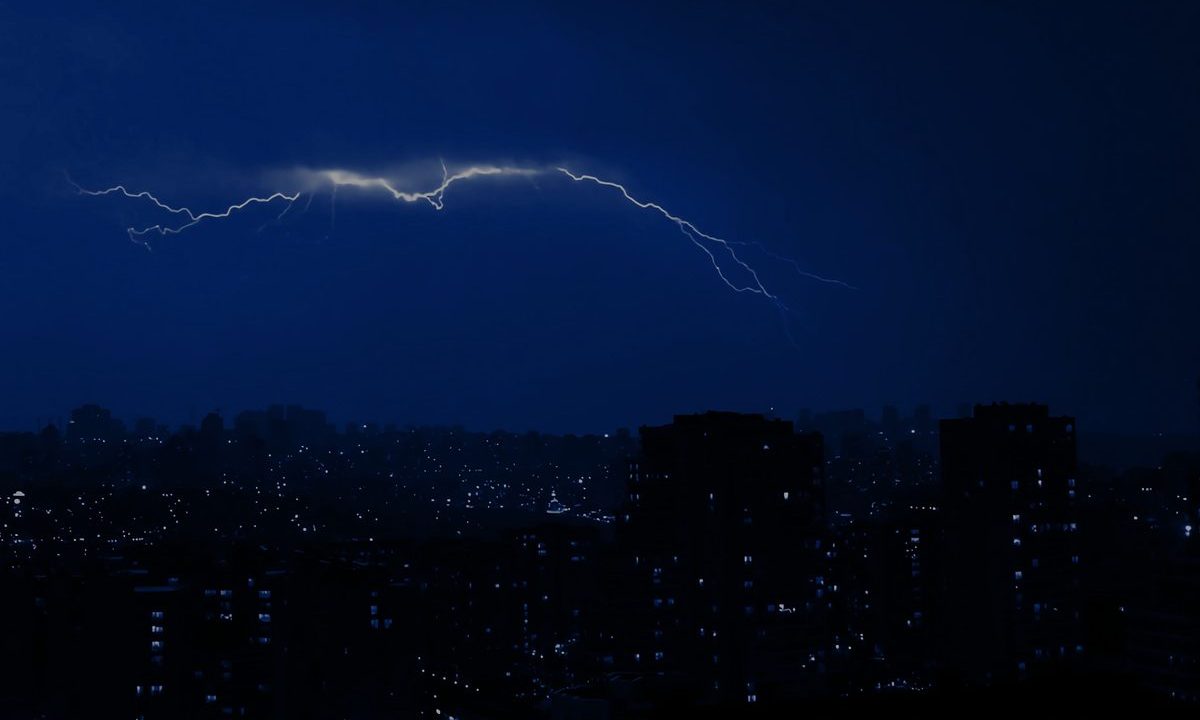 How to Power Your Home Essentials During an Outage With a Power Station